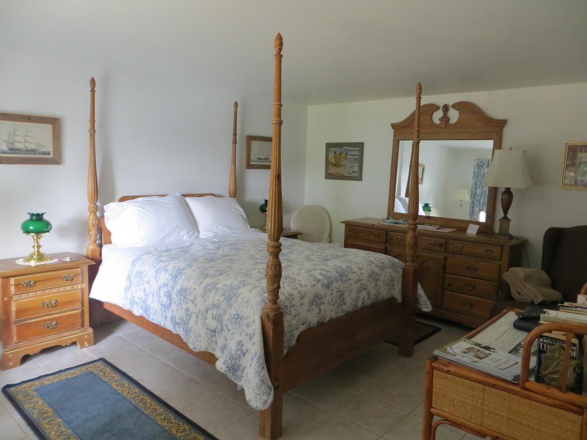 Caprice Bed & Breakfast Roberts Creek Dış mekan fotoğraf
